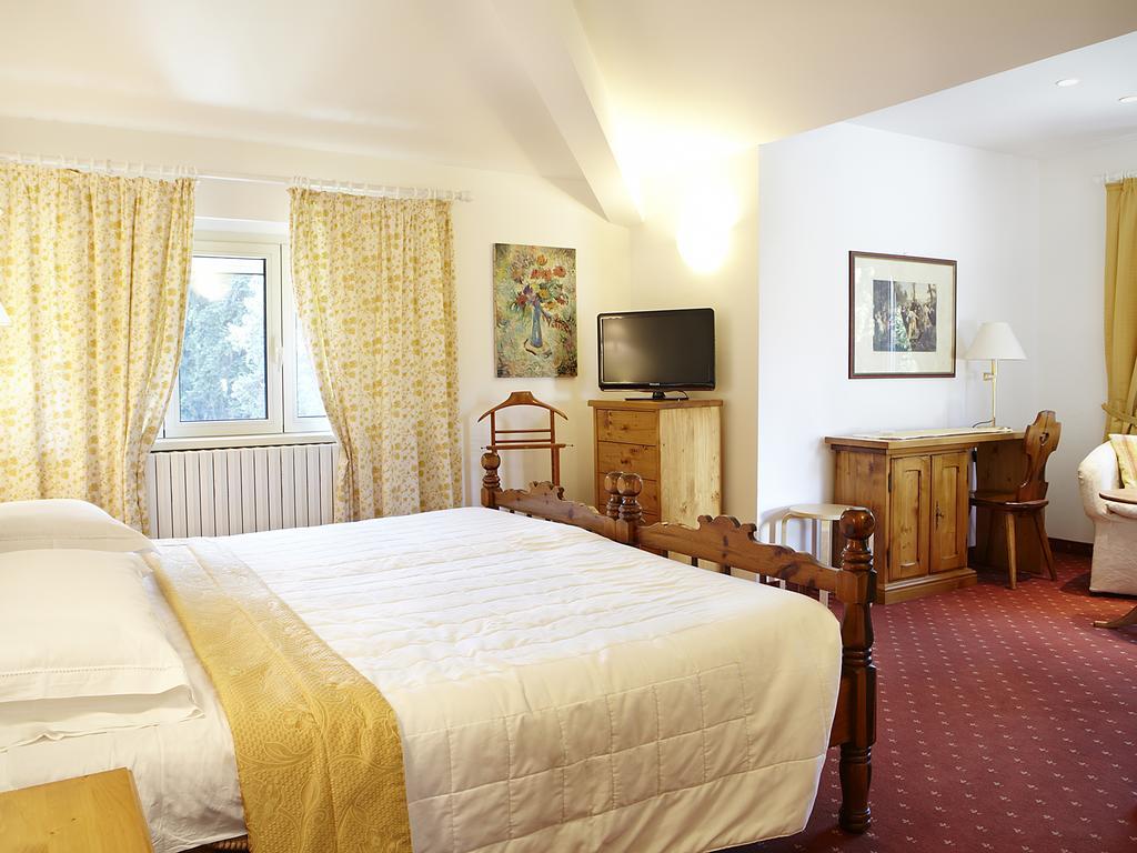 Albergo Milano Snc Lanzo dʼIntelvi 部屋 写真