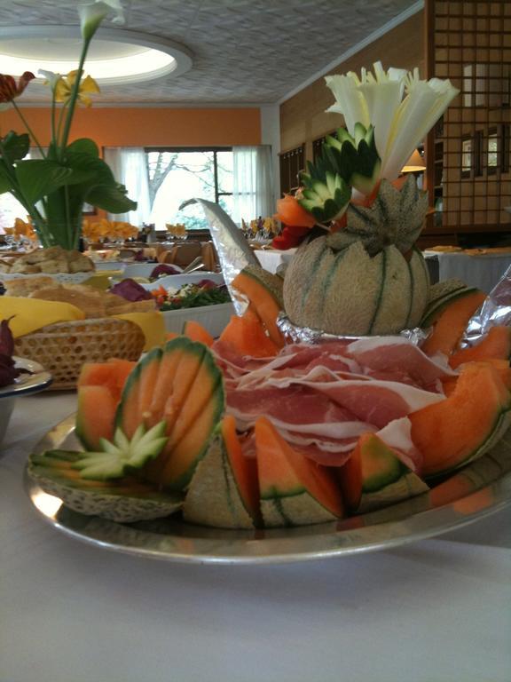 Albergo Milano Snc Lanzo dʼIntelvi エクステリア 写真