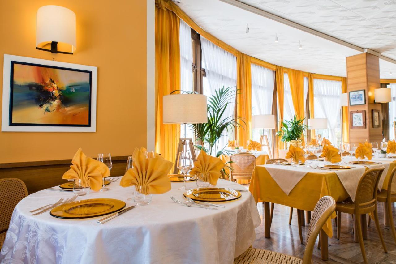 Albergo Milano Snc Lanzo dʼIntelvi エクステリア 写真